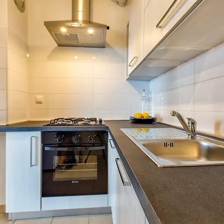 Apartment Karlo