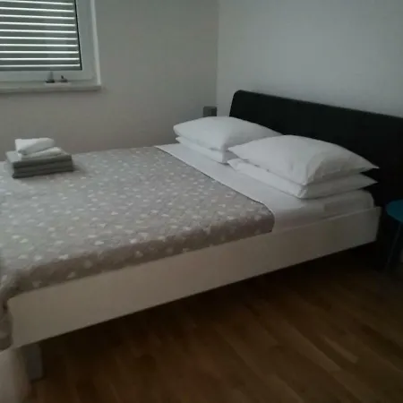 Karlo Apartment Mali Losinj